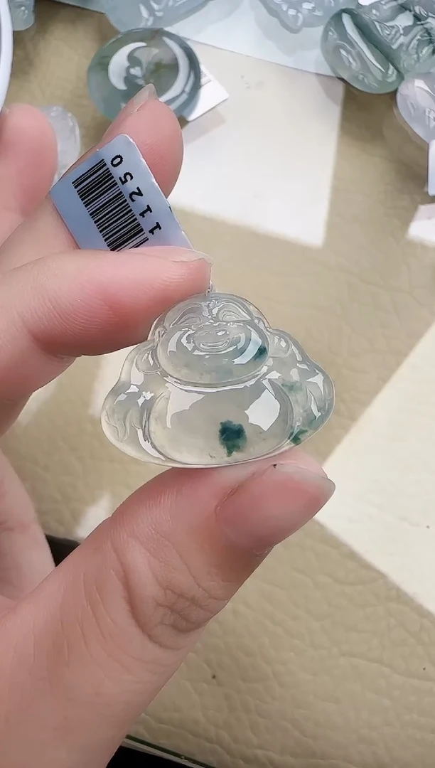 翡翠未镶嵌颈饰 缅甸翡翠A货