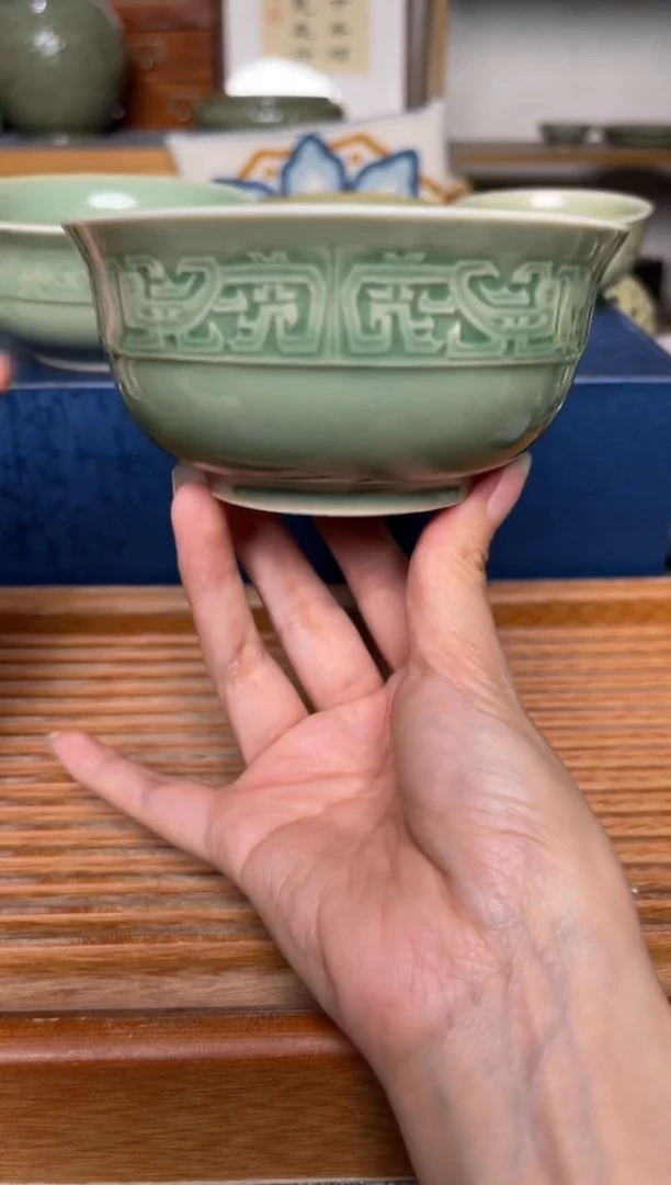 其他西周青铜小碗1个