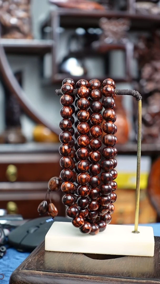 木本降真香红降花梨公1.0x108毕业级别黑金香胆手串