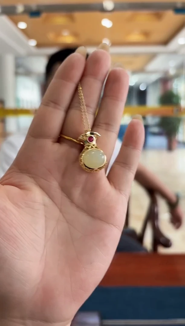 未镶嵌和田玉挂件1