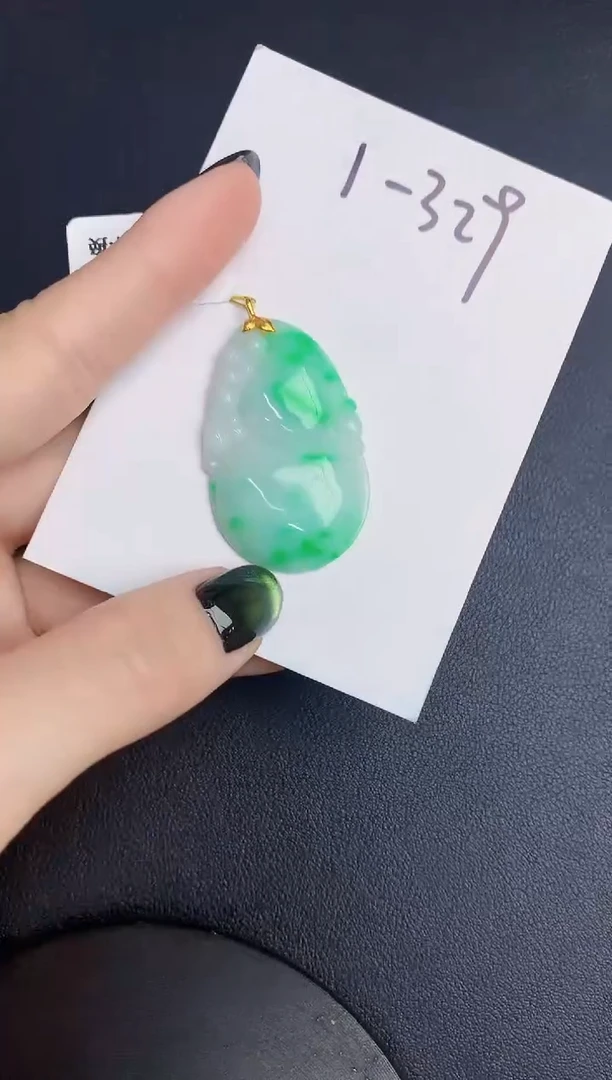 【闪购商品】翡翠颈饰18K金镶嵌0000000000