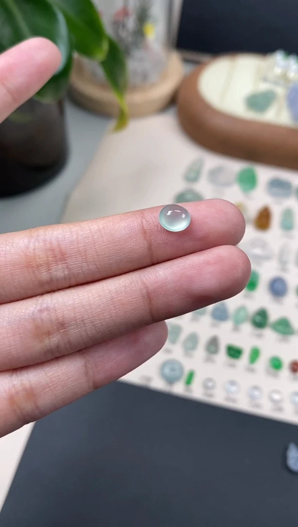 【闪购商品】翡翠颈饰未镶嵌翡翠冰晴蛋面