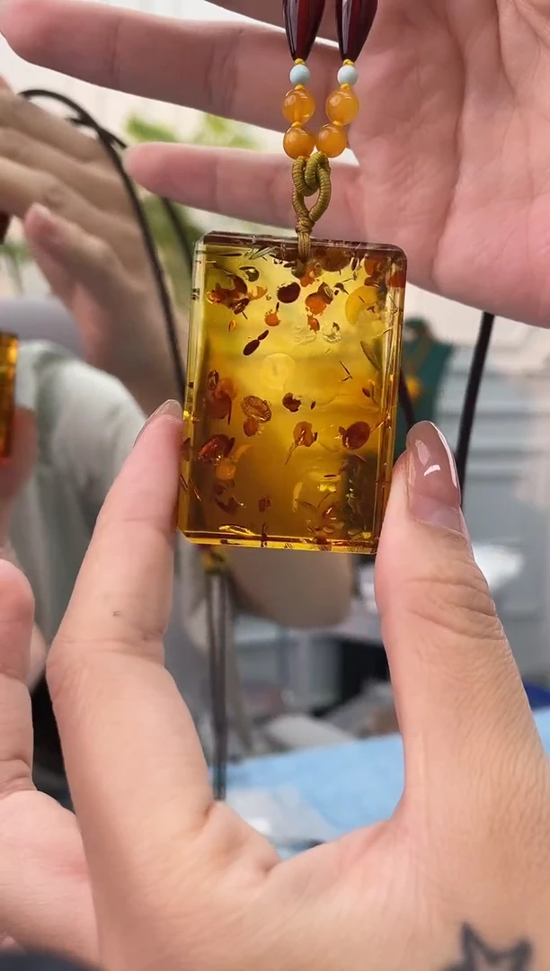 未镶嵌琥珀珠宝奇石假一罚十多样性发其一