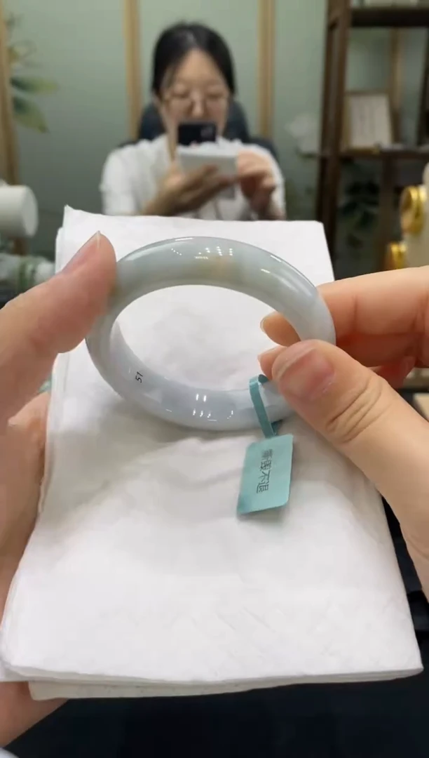 翡翠手镯未镶嵌00002370