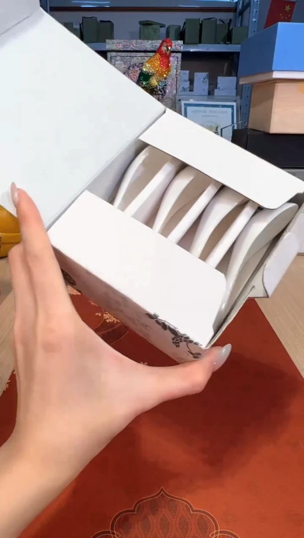 【闪购商品】杯180歌剧院勺子套四