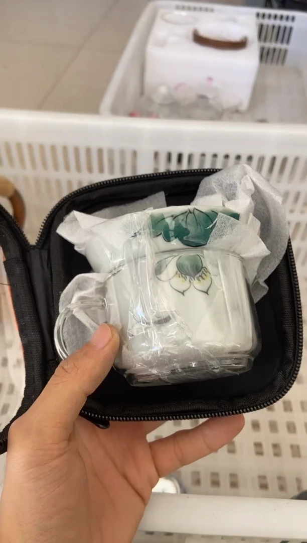 杯无运费险有瑕疵的摄影的产品有使用过的痕迹有点脏介意勿拍