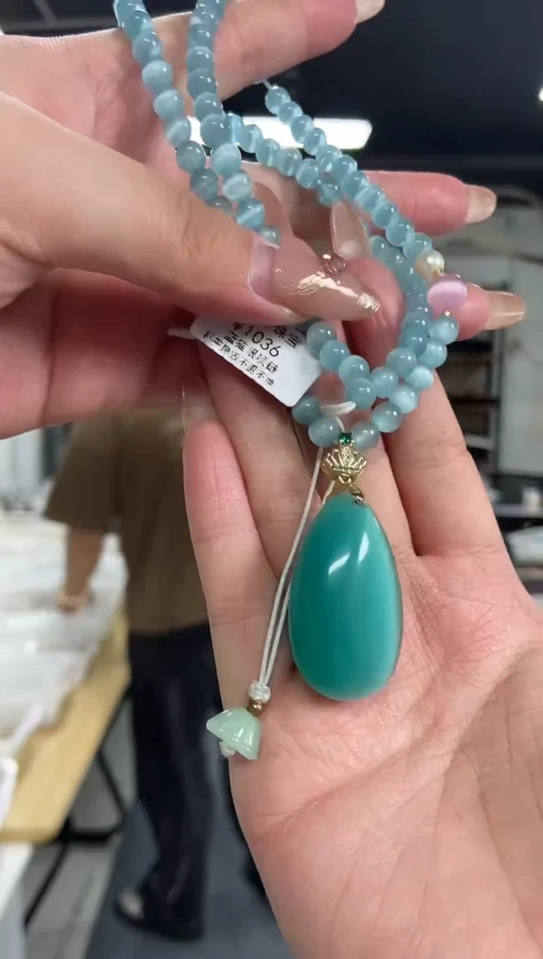 【闪购商品】水晶项链未镶嵌多样性发其一颜色微差