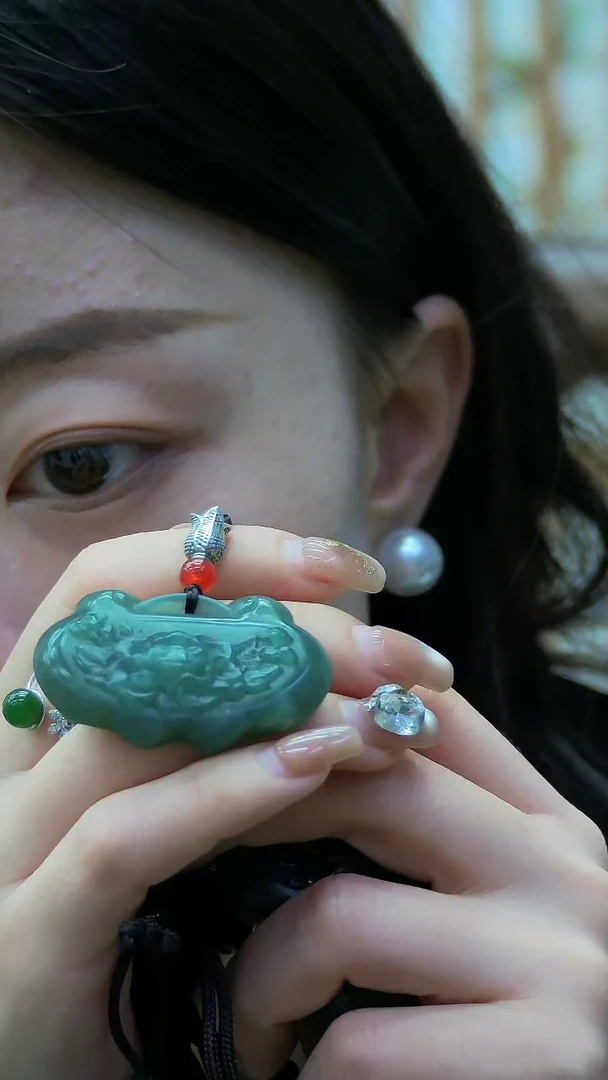 【闪购商品】蛇纹石玉花锁未镶嵌花锁