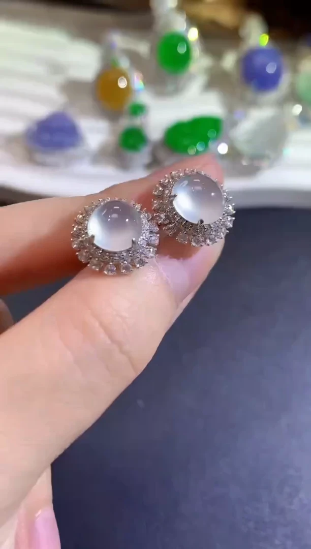 18K金镶嵌翡翠耳饰A54