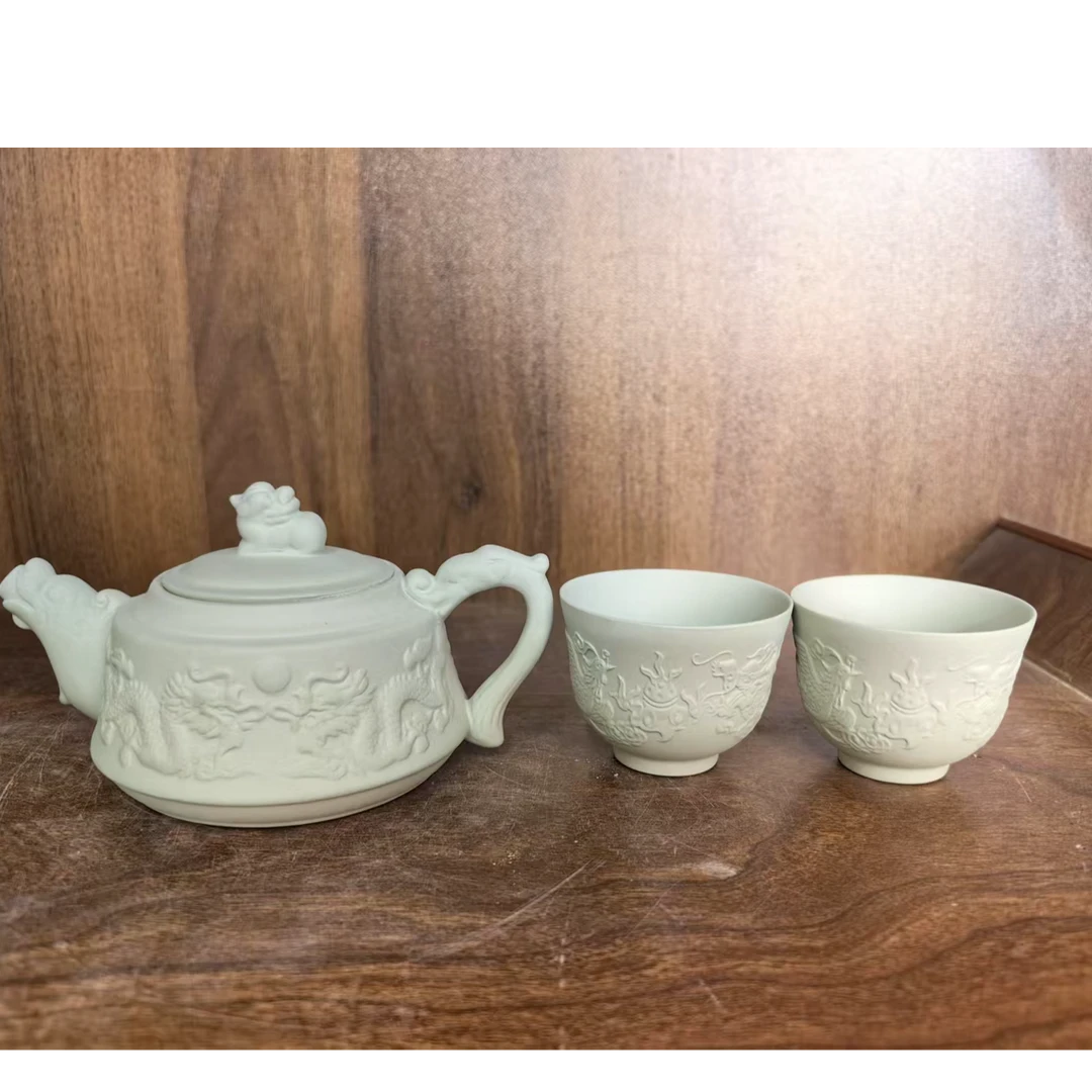 A643景德镇制陶瓷盘1壶2杯一套