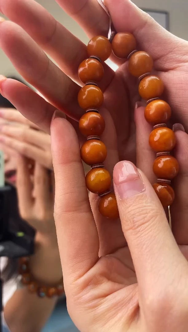 琥珀未镶嵌珠宝奇石T0微瑕假一罚十，多样性发一件