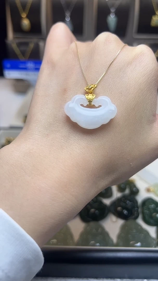 吊坠(不含链)银S925镶嵌和田玉吊坠(不含链) 银S925镶嵌 和田玉