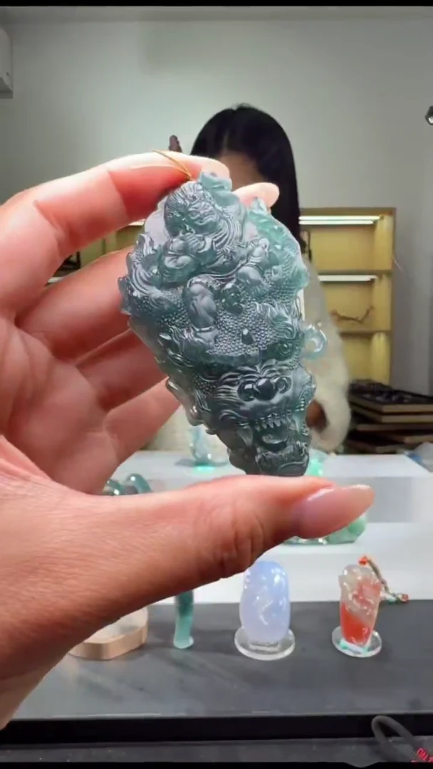 吊坠(赠链)未镶嵌翡翠不动明王（多样性发其一）