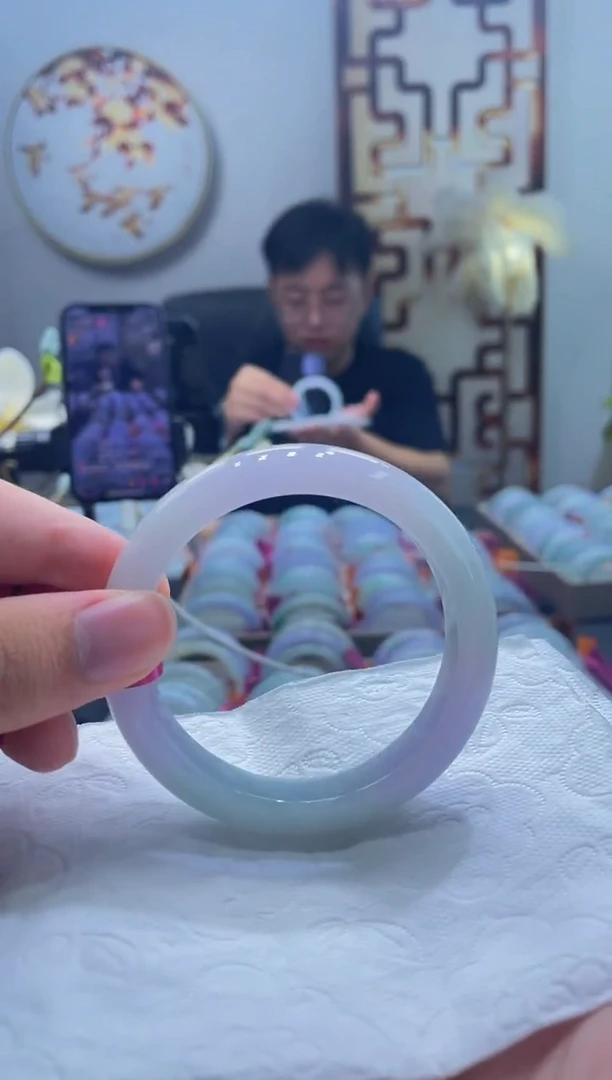 翡翠手镯未镶嵌223-56