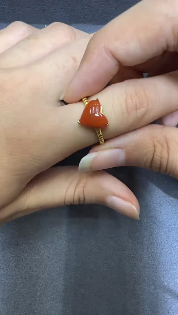 银S925镶嵌南红玛瑙戒指瓦西料南红爱心戒指S925银