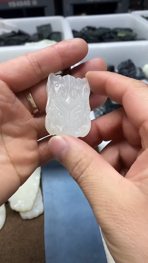 吊坠(不含链)未镶嵌和田玉1