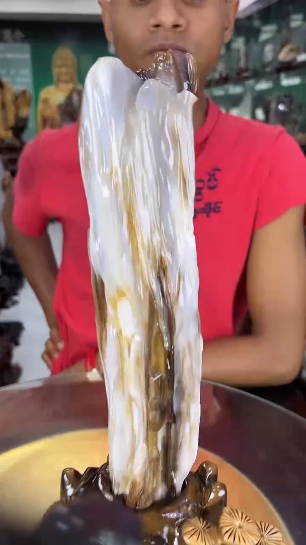 缅甸天然树化玉摆件
