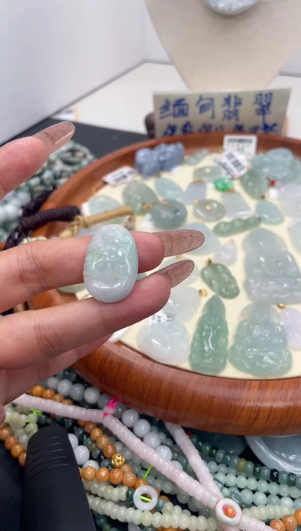 颈饰未镶嵌翡翠020多样性发货