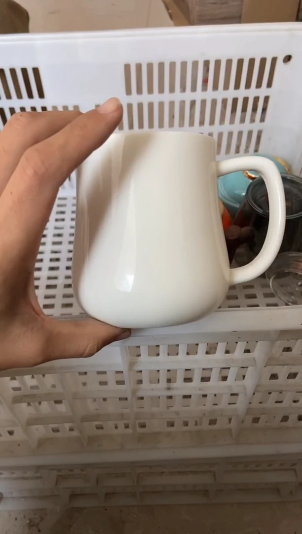 杯子瓷无运费险有瑕疵的摄影的产品有使用过的痕迹有点脏介意勿拍