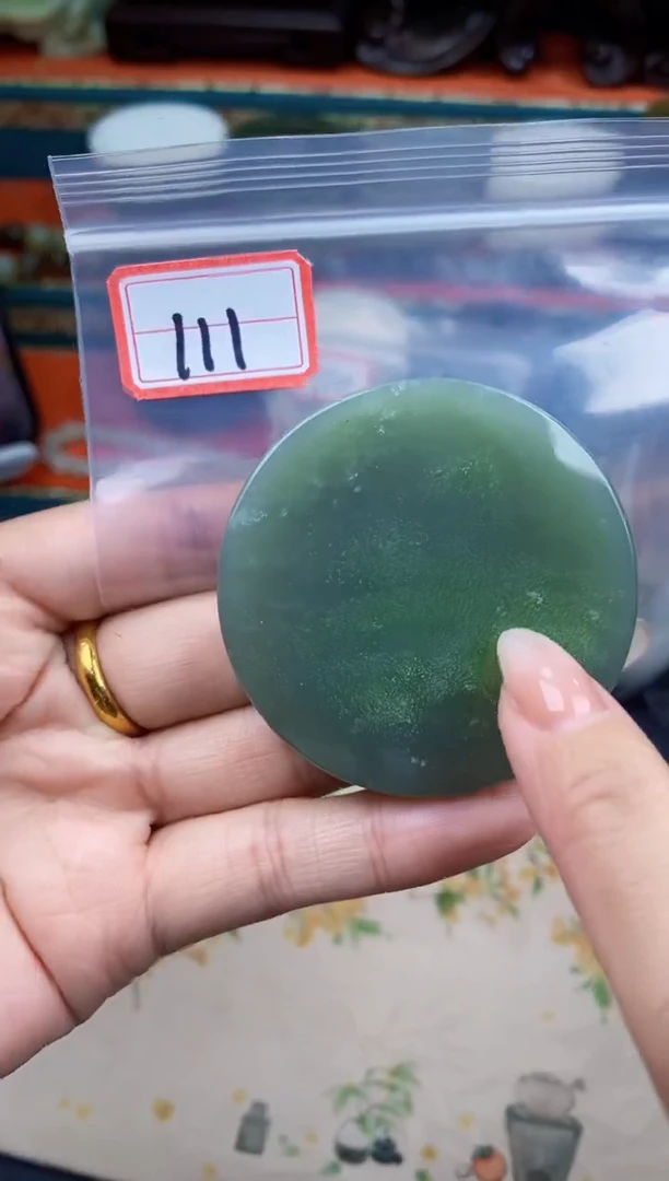 和田玉未镶嵌颈饰和田玉