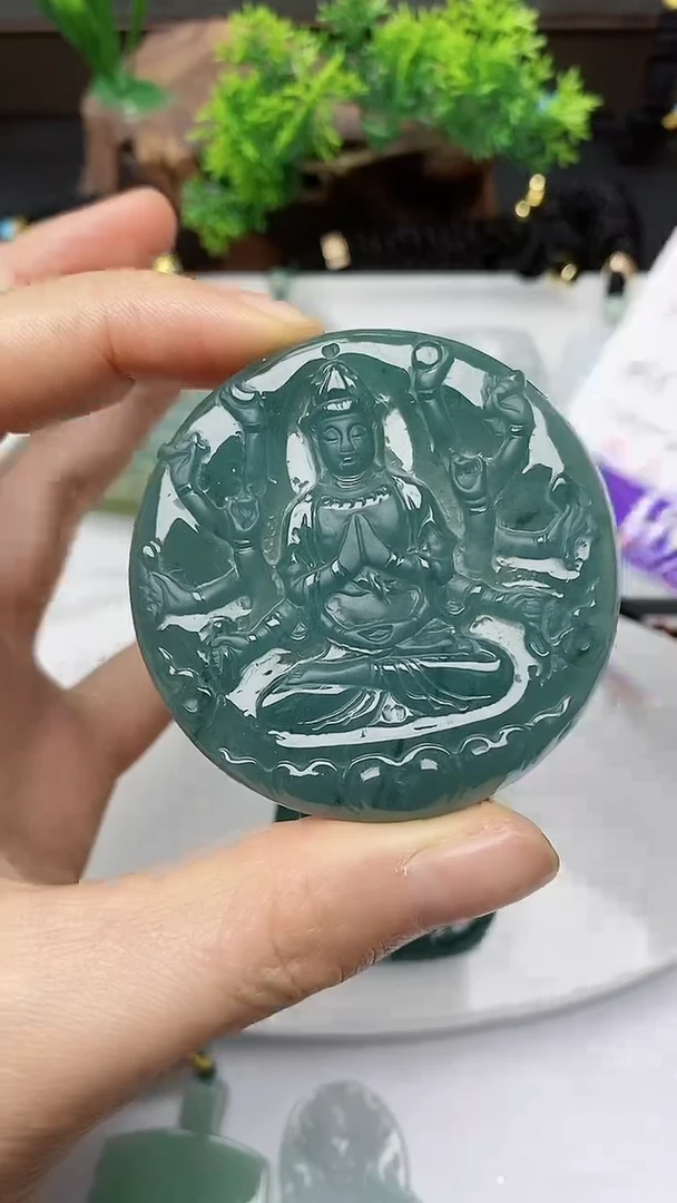 【闪购商品】翡翠颈饰未镶嵌