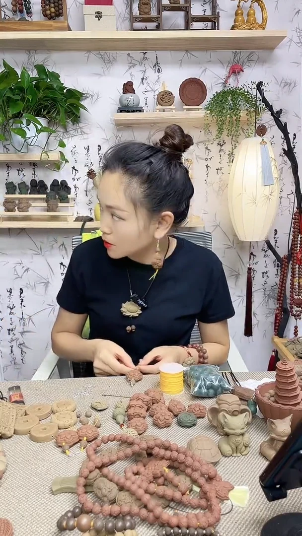 泥塑小*蚊青龙醒心貔仇手把件【2个】