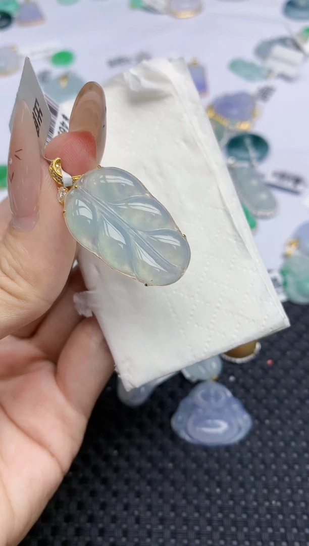 翡翠18K金镶嵌颈饰188   天然翡翠A货