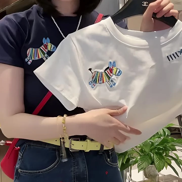 修身型明线装饰刺绣短袖圆领拼接通勤小衫纯色宽松型修身显瘦新款