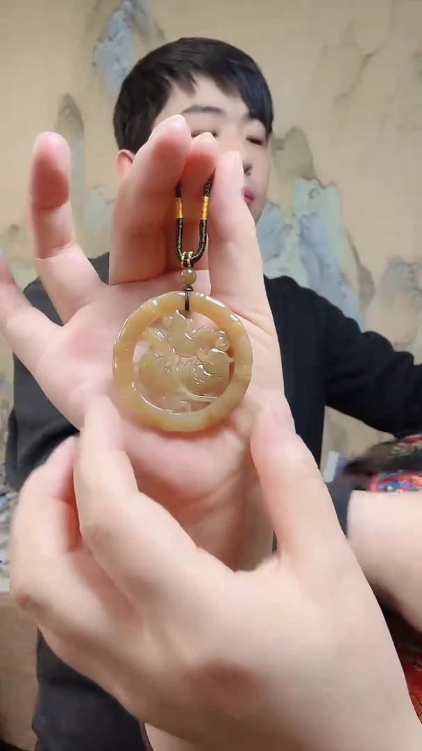 【闪购商品】和田玉颈饰未镶嵌.