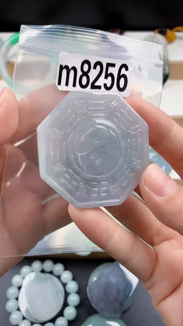 颈饰未镶嵌翡翠天然翡翠吊坠挂件