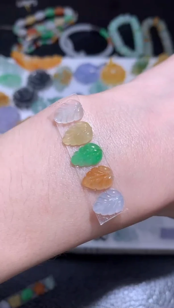 未镶嵌定制翡翠叶子