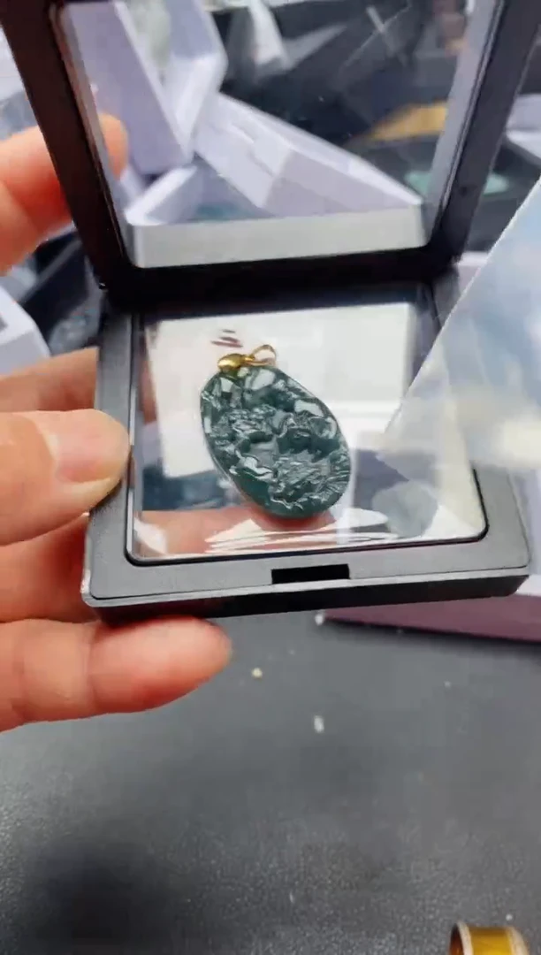 翡翠未镶嵌吊坠(不含链)2831