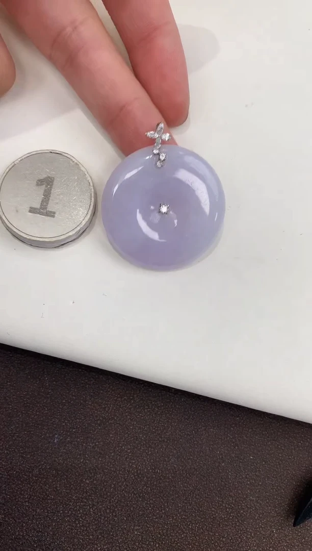 颈饰18K金镶嵌翡翠天然缅甸a货翡翠(多样性发其一)