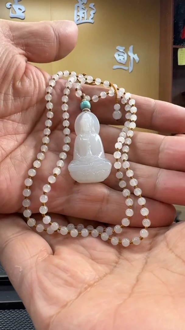 颈饰未镶嵌和田玉挂件