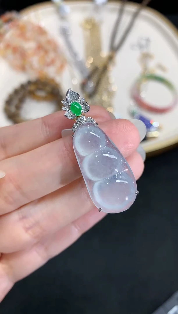 【闪购商品】翡翠吊坠(不含链)18K金镶嵌W215|6980