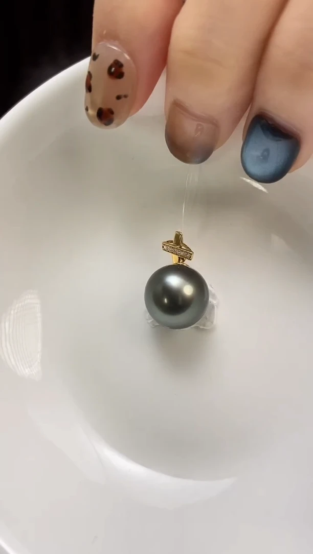 吊坠(不含链)18K金镶嵌海水珍珠12-13大溪地黑珍珠吊坠