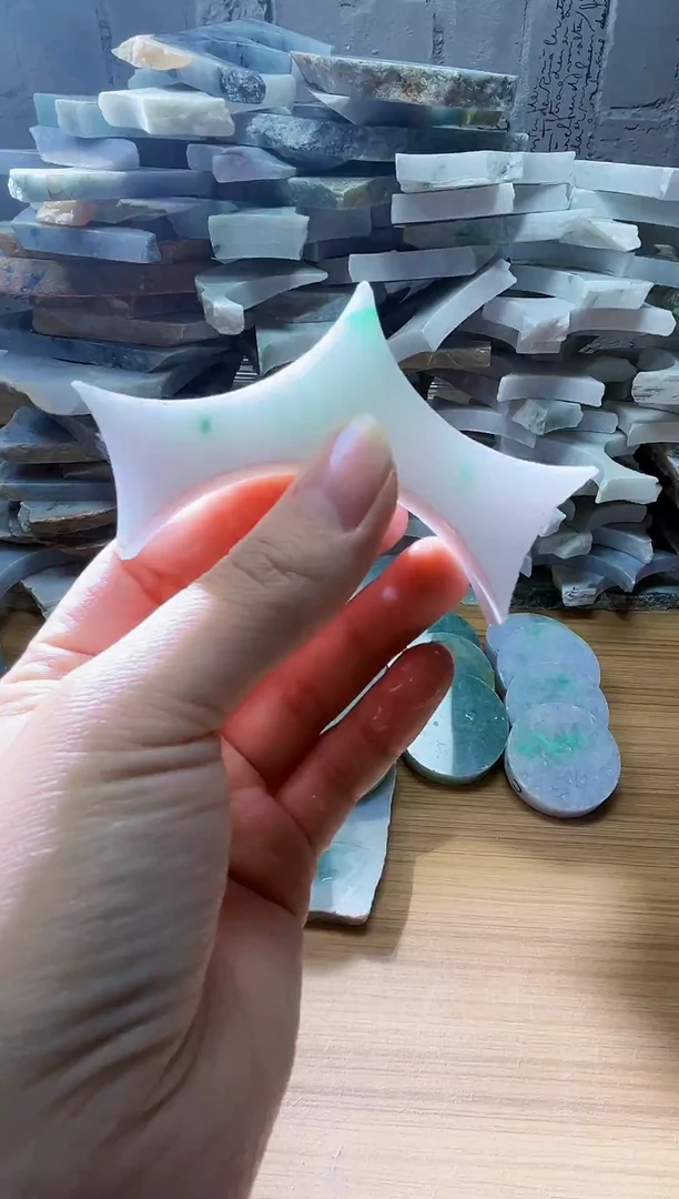 裸石翡翠天然翡翠A货余 南 140