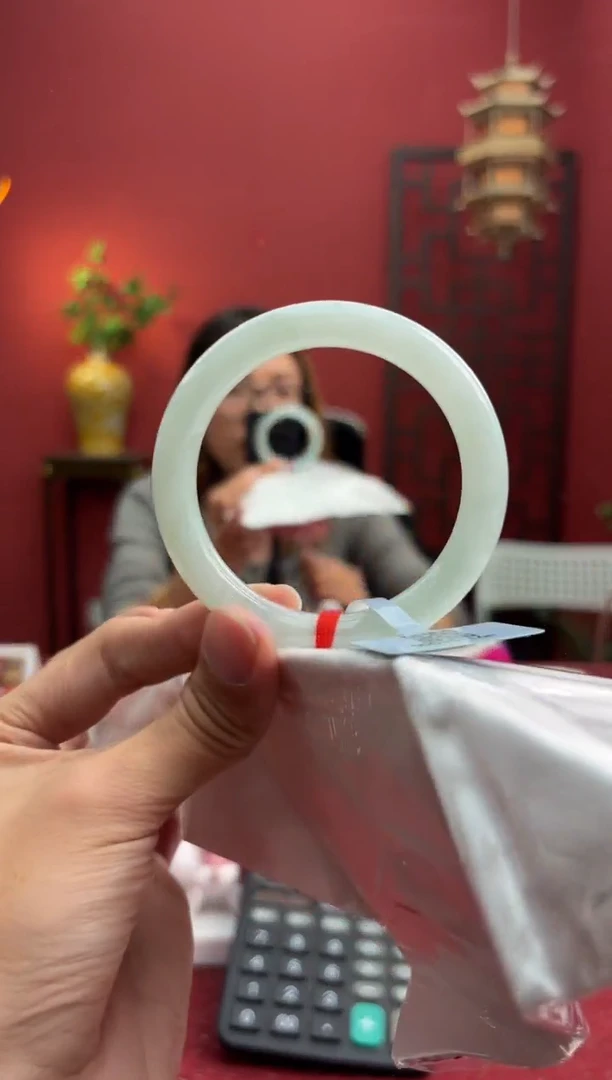 未镶嵌手镯（圆镯）翡翠翡翠手镯7