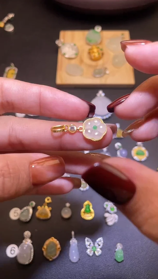 吊坠(不含链)银S925镶嵌翡翠1