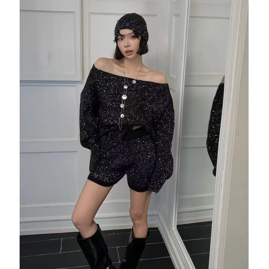 辣妹风性感显瘦一字肩亮片针织套装女秋冬新款黑色毛衣短裤两件套