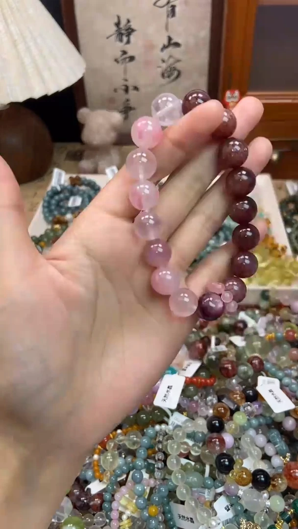 未镶嵌石英质玉手饰337