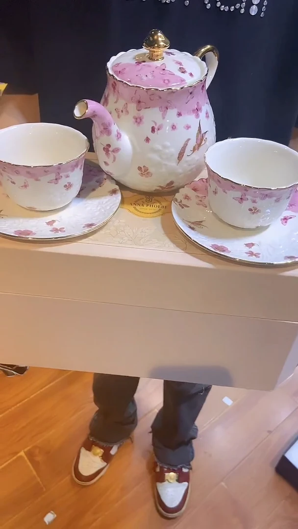 杯鸿辉家品牌瓷器，京东包邮！