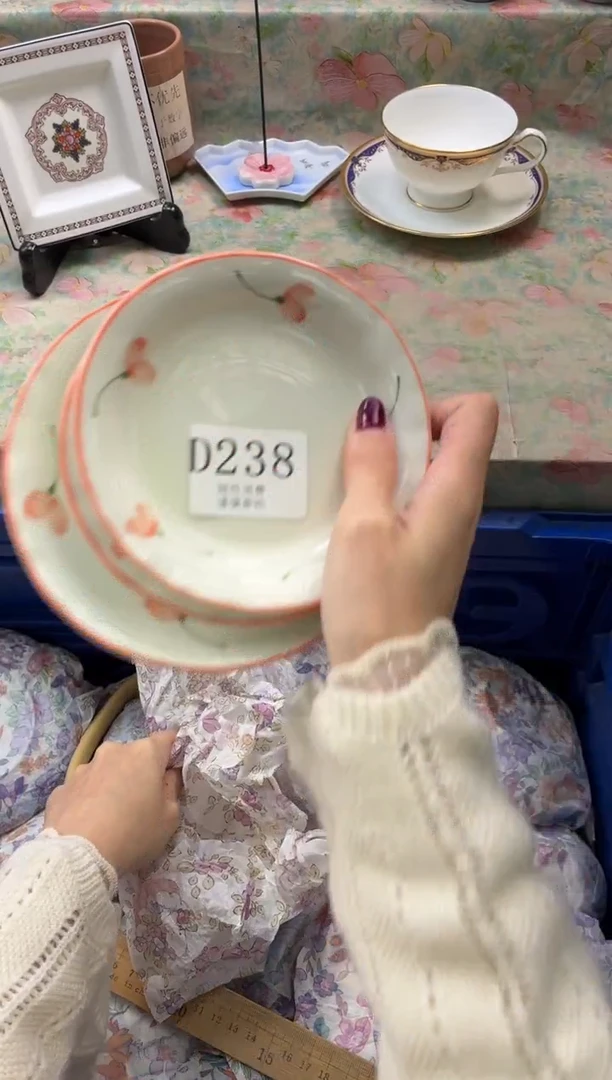 瓷片请***贝       D238