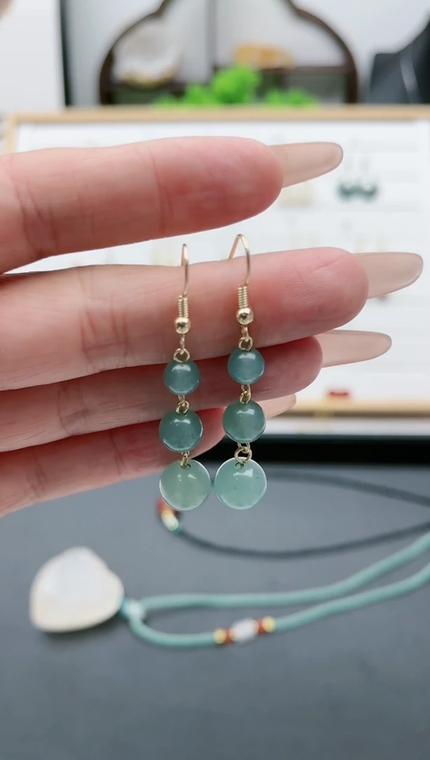 【闪购商品】石英质玉耳饰银S925镀金镶嵌950