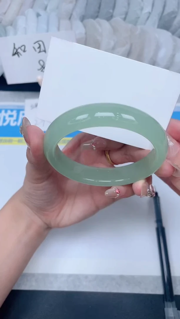 石英质玉手镯未镶嵌A70-60.8