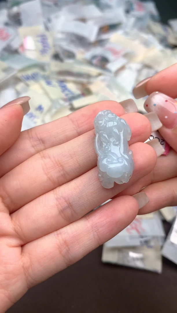 未镶嵌挂件翡翠一