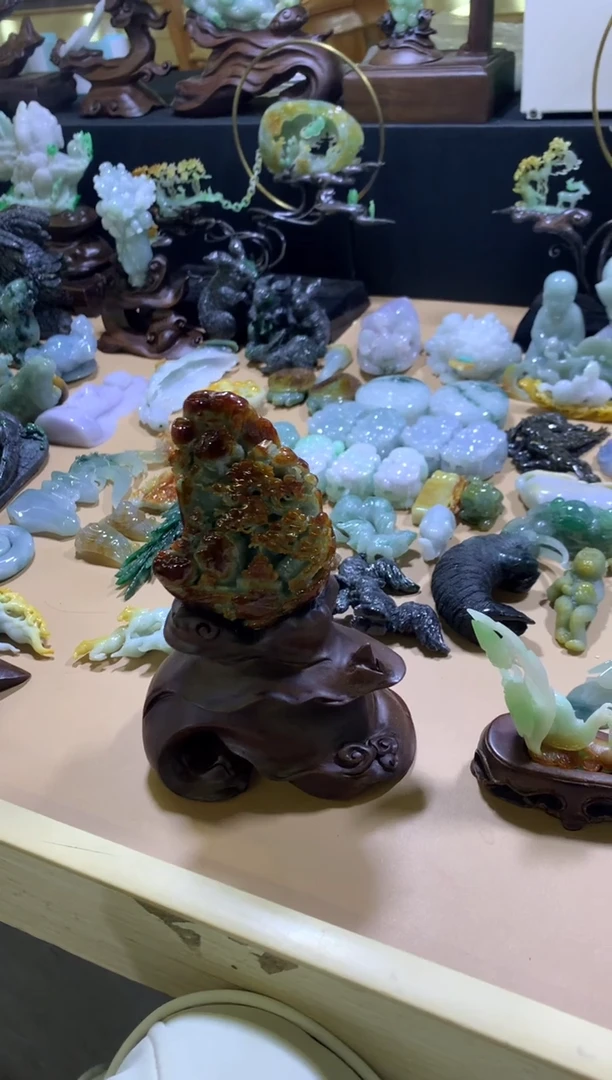 未镶嵌挂件翡翠猫*翡翠摆件