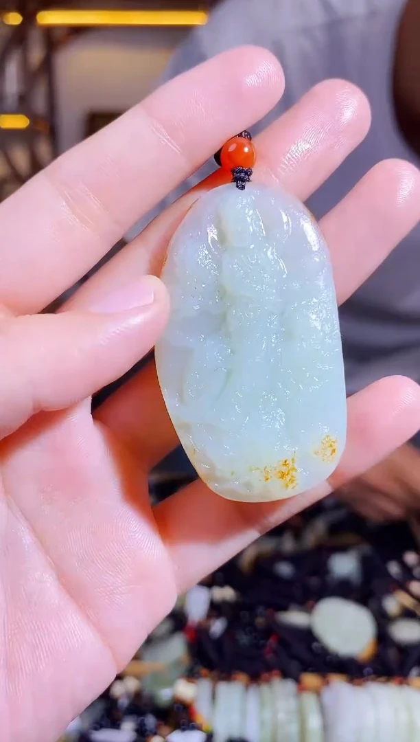 颈饰未镶嵌和田玉1
