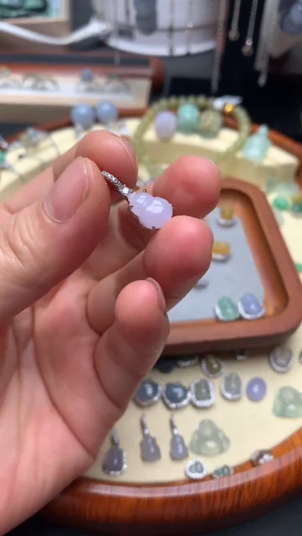 【闪购商品】翡翠颈饰银S925镶嵌翡翠镶嵌葫芦