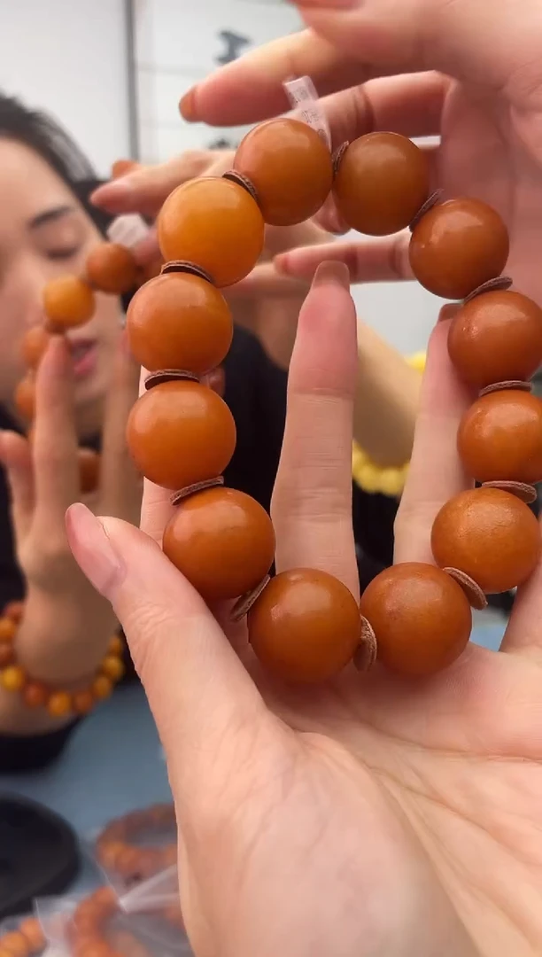 【闪购商品】蜜蜡珠宝奇石未镶嵌微瑕假一罚十，058